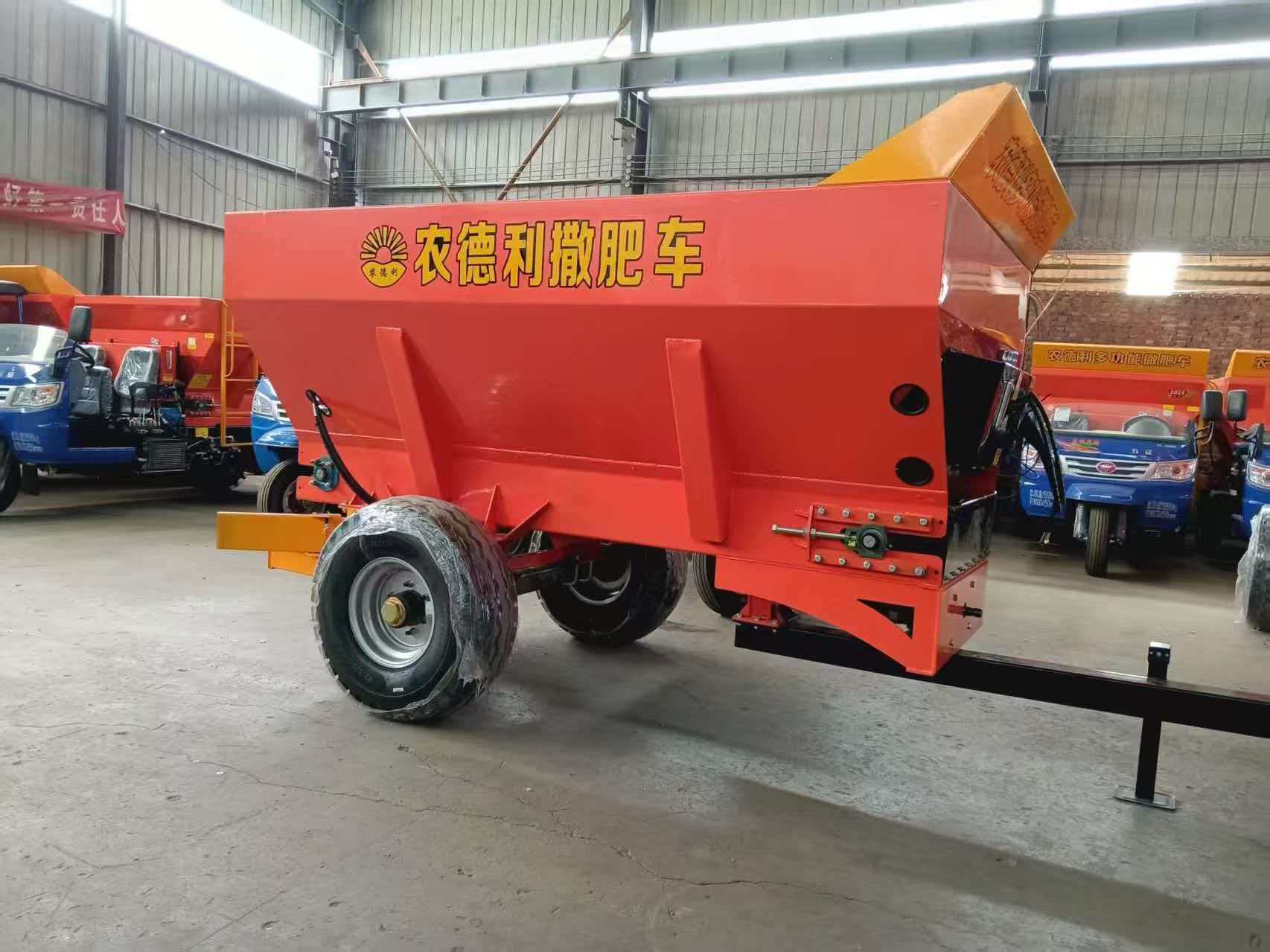 荆州市多功能撒粪车三轮撒粪车 - 哪里好